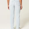 Curvy High-Rise Light Wash Straight Jeans