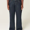 Curvy Low-Rise Dark Wash Foldover Waist Baggy Jeans