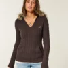 Faux Fur Trim Hooded Cable-Knit Sweater Faux Fur Trim Hooded Cable-Knit Sweater