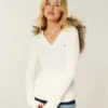 Faux Fur Trim Hooded Cable-Knit Sweater Faux Fur Trim Hooded Cable-Knit Sweater