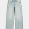 Low-Rise Light Wash Baggy Jeans