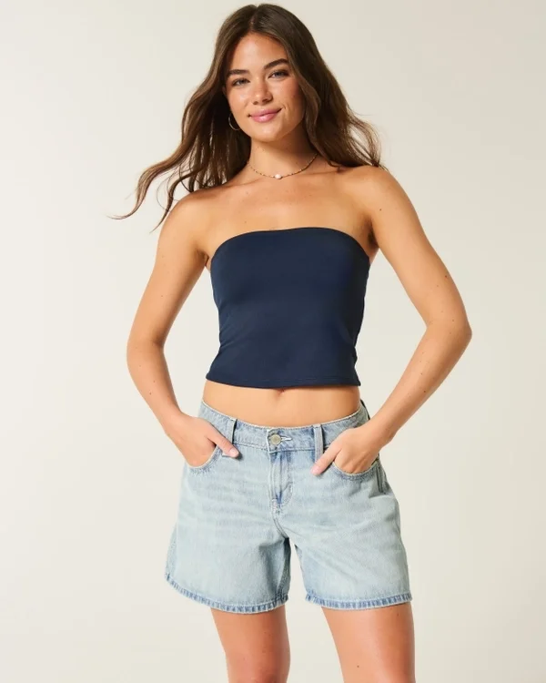 Low-Rise Light Wash Foldover Waist Baggy Denim Shorts 5″ Low-Rise Light Wash Foldover Waist Baggy Denim Shorts 5″