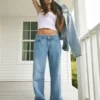 Low-Rise Medium Wash Baggy Jeans Low-Rise Medium Wash Baggy Jeans