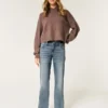Low-Rise Medium Wash Relaxed Straight Jeans Low-Rise Medium Wash Relaxed Straight Jeans