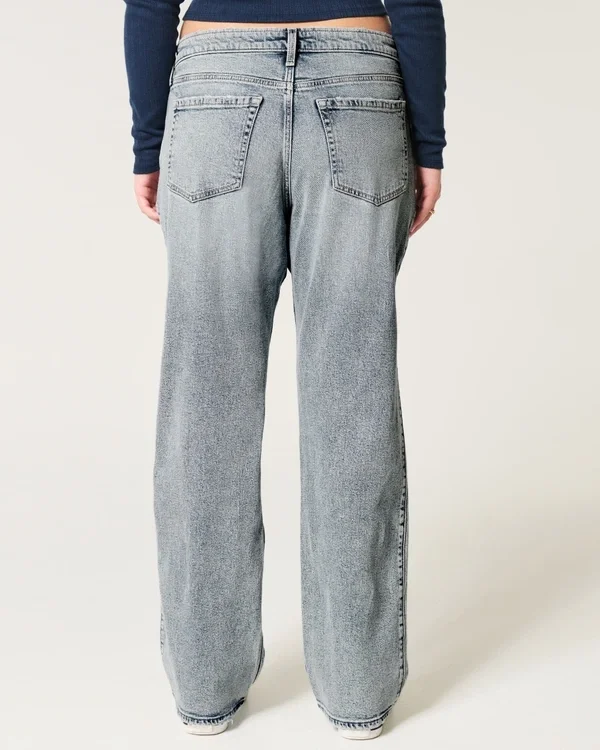 Low-Rise Medium Wash Relaxed Straight Jeans Low-Rise Medium Wash Relaxed Straight Jeans