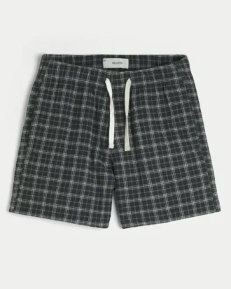 Mid-Thigh Seersucker Pull-On Shorts