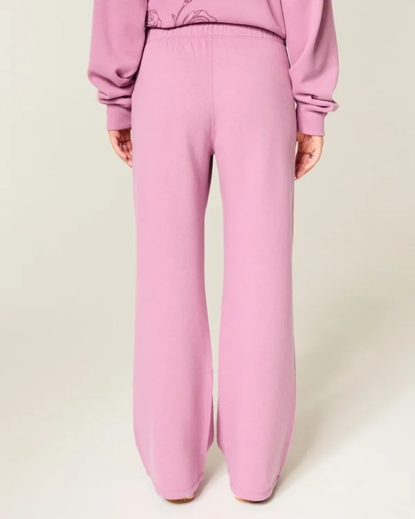 Sparkle Rose Graphic Wide-Leg Sweatpants Sparkle Rose Graphic Wide-Leg Sweatpants